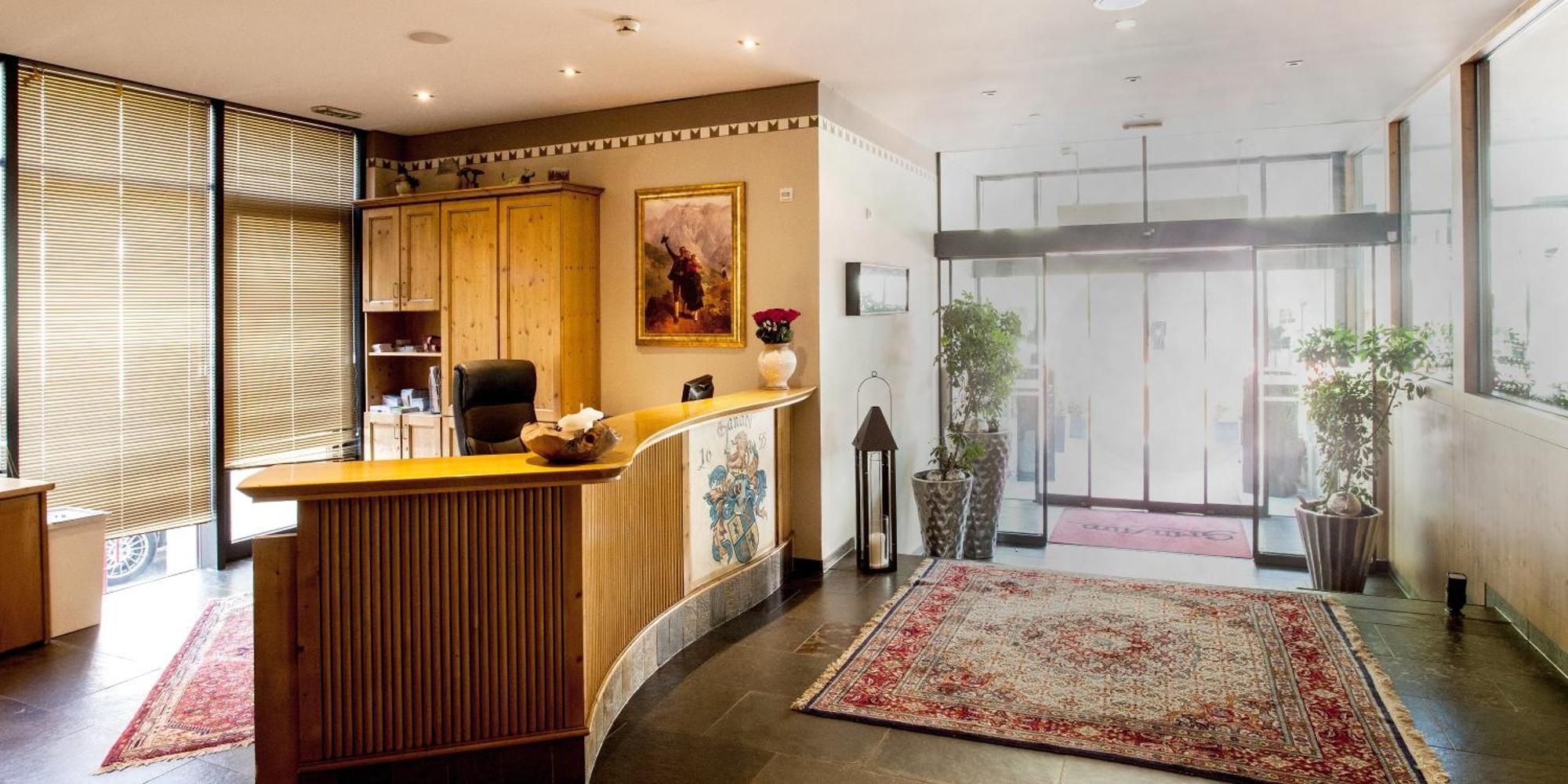 Gramaser Hotel 4*